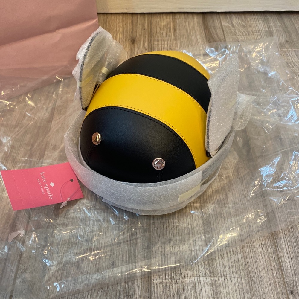 Kate Spade Bee Crossbody Set - Picture 2 of 9